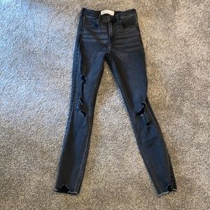 Abercrombie & Fitch Ankle Jean High Rise 24